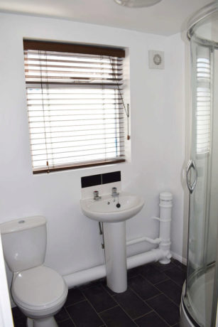 2 bedroom Flat to re...